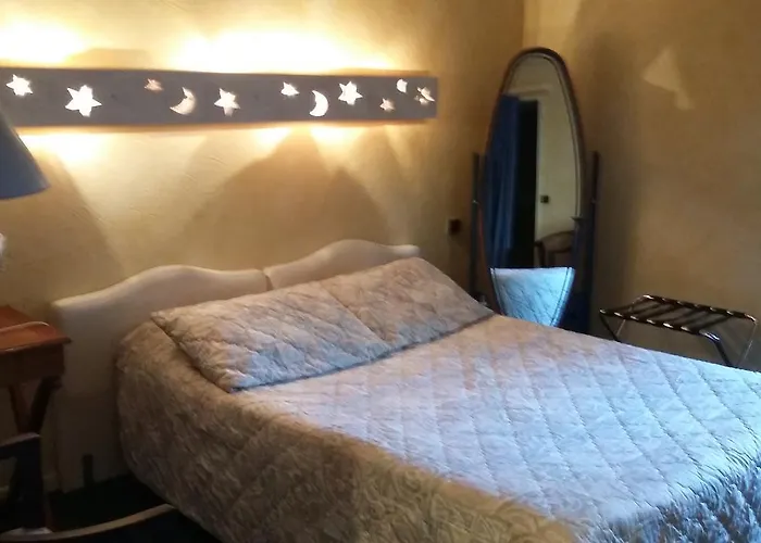 Hotel Le Cabouillet LʼIsle-Adam